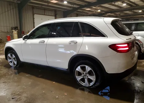 2018 Mercedes-Benz Glc 300 4Matic z USA, uszkodzony, nr VIN WDC0G4KB1JV080344
